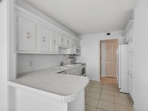 4200 N Ocean Drive 21606, Riviera Beach FL 33404