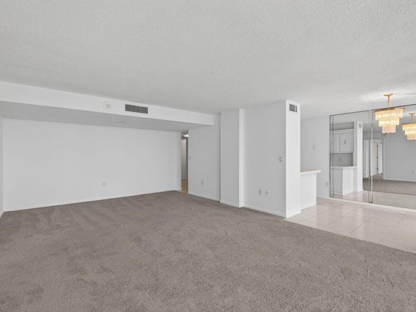 4200 N Ocean Drive 21606, Riviera Beach FL 33404