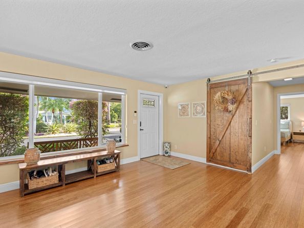 2865 SW 9th Street, Boynton Beach FL 33435