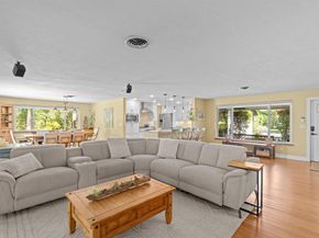 2865 SW 9th Street, Boynton Beach FL 33435