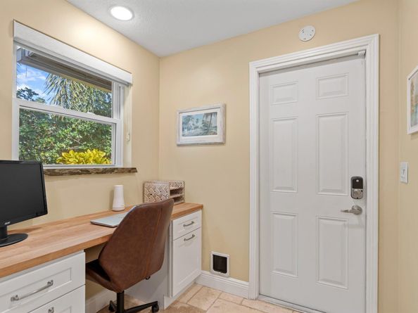 2865 SW 9th Street, Boynton Beach FL 33435