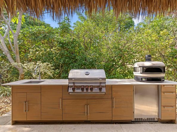 2865 SW 9th Street, Boynton Beach FL 33435