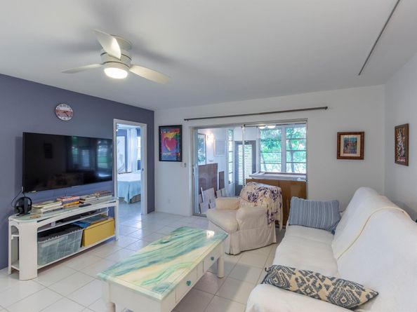 147 Lake Gloria Drive 147, West Palm Beach FL 33411