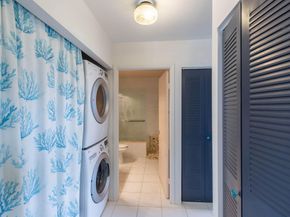 147 Lake Gloria Drive 147, West Palm Beach FL 33411