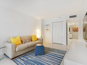 123 Lakeshore Drive 445, North Palm Beach FL 33408