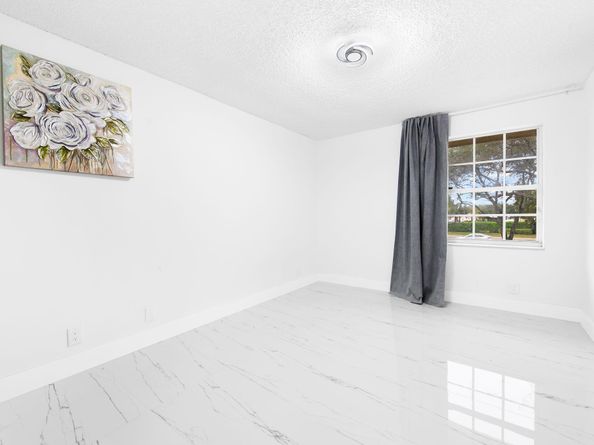 4713 NW 115th Avenue, Coral Springs FL 33076