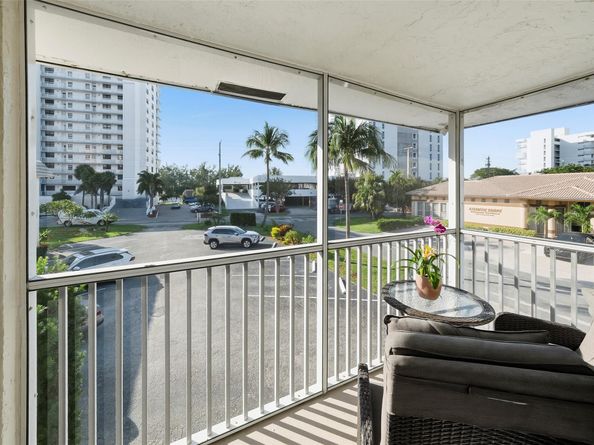 1450 N Riverside Dr 201, Pompano Beach FL 33062