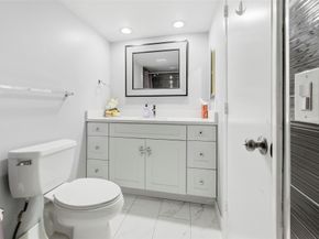 1450 N Riverside Dr 201, Pompano Beach FL 33062