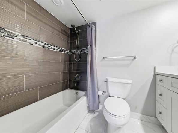 1450 N Riverside Dr 201, Pompano Beach FL 33062