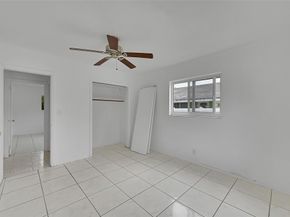 3280 NE 15th Ave, Oakland Park FL 33334