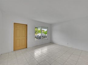 3280 NE 15th Ave, Oakland Park FL 33334