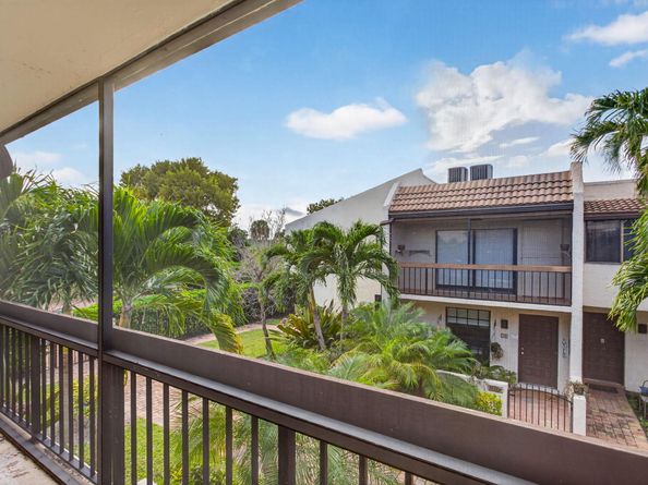 721 SE 1 Way C11, Deerfield Beach FL 33441