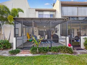 721 SE 1 Way C11, Deerfield Beach FL 33441