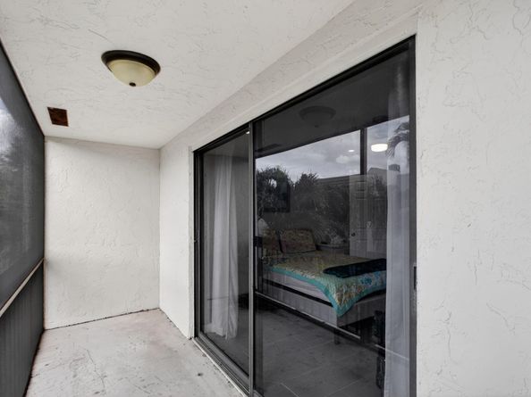 721 SE 1 Way C11, Deerfield Beach FL 33441