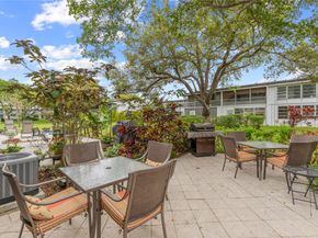 210 Oakridge N 210, Deerfield Beach FL 33442