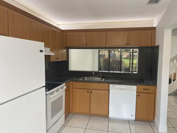 3961 Cocoplum Circle 3664 (F), Coconut Creek FL 33063