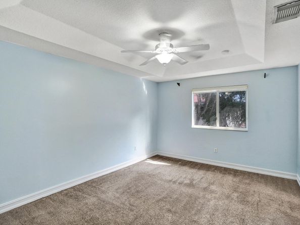 21403 NW 13th Ct 303, Miami FL 33169