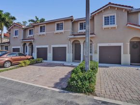 21403 NW 13th Ct 303, Miami FL 33169