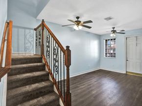 21403 NW 13th Ct 303, Miami FL 33169