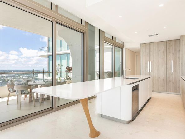 200 Arkona Court 2304, West Palm Beach FL 33401