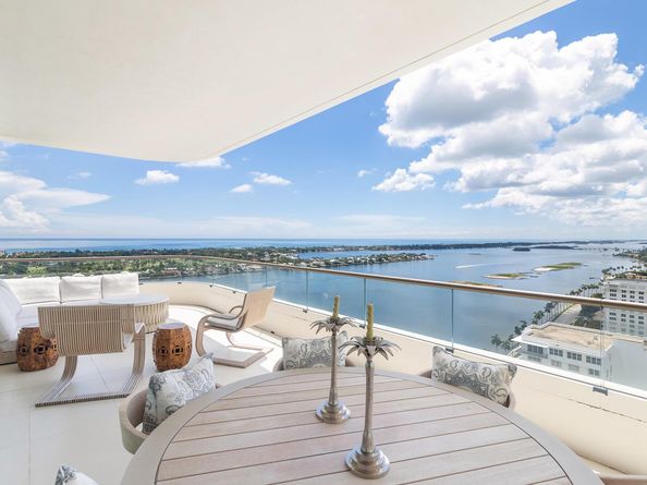 200 Arkona Court 2304, West Palm Beach FL 33401