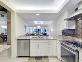 1301 Seafarer Circle 105, Jupiter FL 33477