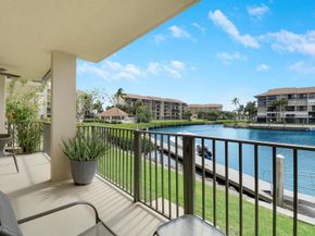 1301 Seafarer Circle 105, Jupiter FL 33477