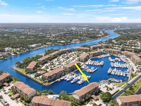 1301 Seafarer Circle 105, Jupiter FL 33477