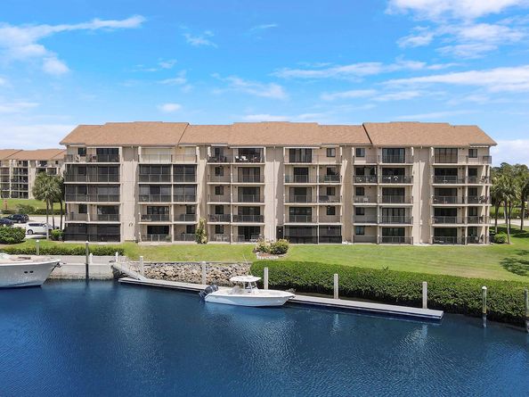 1301 Seafarer Circle 105, Jupiter FL 33477