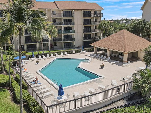 1301 Seafarer Circle 105, Jupiter FL 33477