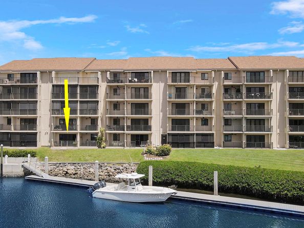 1301 Seafarer Circle 105, Jupiter FL 33477