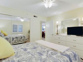 1301 Seafarer Circle 105, Jupiter FL 33477