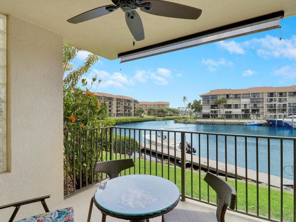 1301 Seafarer Circle 105, Jupiter FL 33477