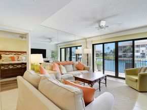 1301 Seafarer Circle 105, Jupiter FL 33477