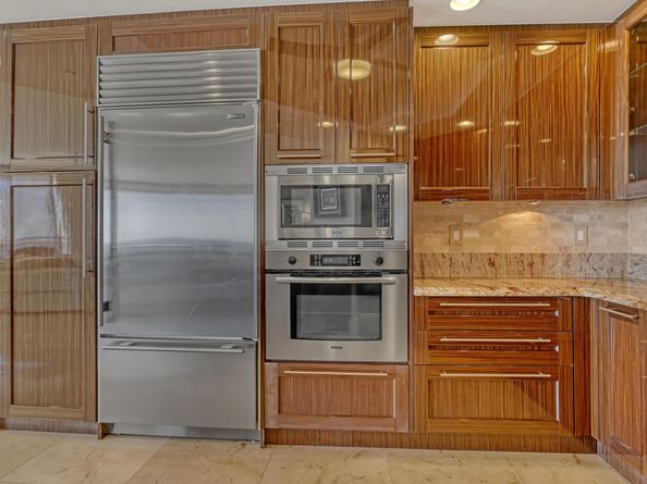 2700 N Ocean Drive 2105b, Singer Island FL 33404