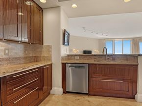 2700 N Ocean Drive 2105b, Singer Island FL 33404