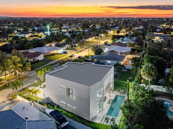 957 SW 12th Street, Boca Raton FL 33486