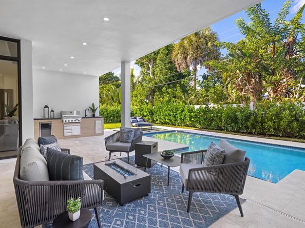 957 SW 12th Street, Boca Raton FL 33486