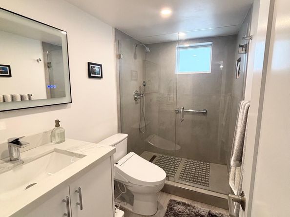 3750 NE 170th St 107, North Miami Beach FL 33160