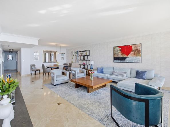 2110 N Ocean Blvd 9D, Fort Lauderdale FL 33305