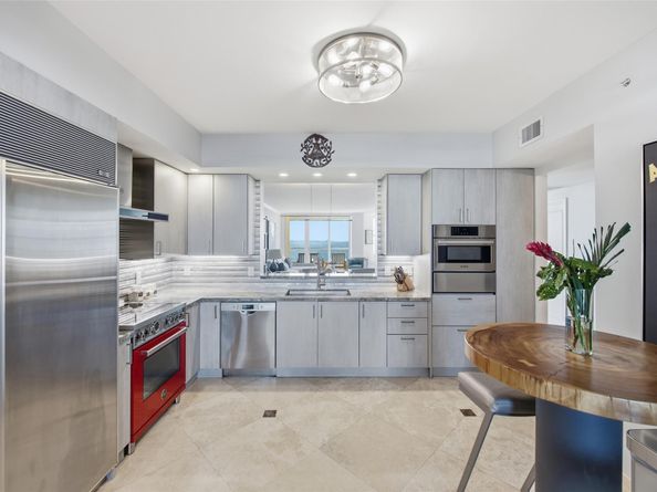 2110 N Ocean Blvd 9D, Fort Lauderdale FL 33305