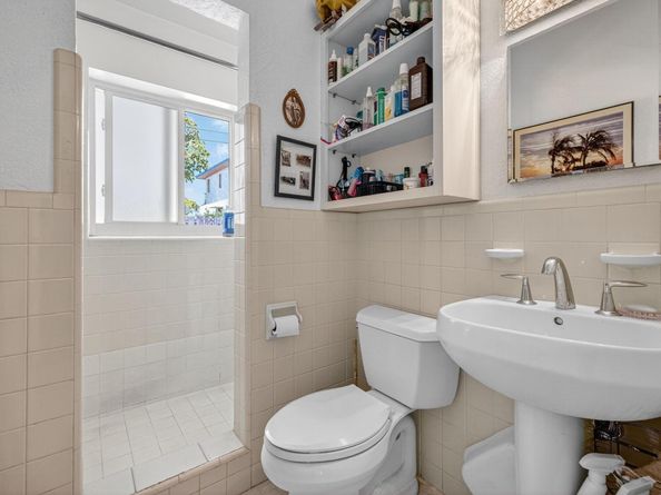 255 Neptune Ave, Fort Lauderdale FL 33308