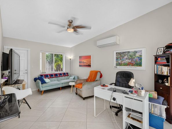 255 Neptune Ave, Fort Lauderdale FL 33308