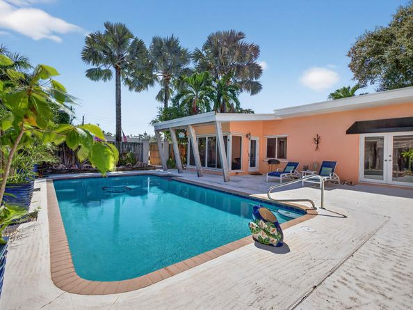 255 Neptune Ave, Fort Lauderdale FL 33308
