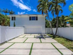 1550 Tyler St, Hollywood FL 33020