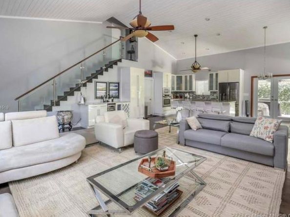 1550 Tyler St, Hollywood FL 33020