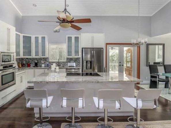 1550 Tyler St, Hollywood FL 33020