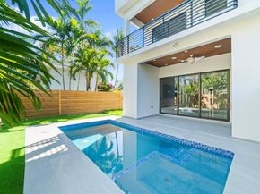 1314 NE 13th A, Fort Lauderdale FL 33304