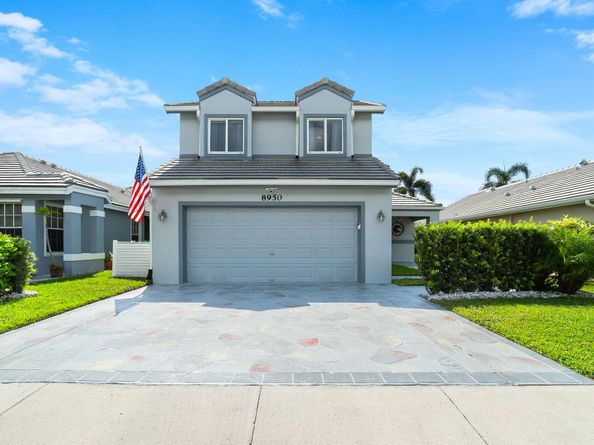 8950 Lake Park Circle N, Davie FL 33328