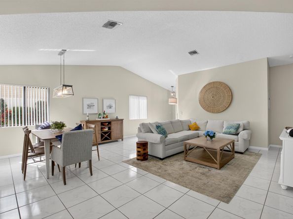 1301 NW 23rd Lane, Delray Beach FL 33445